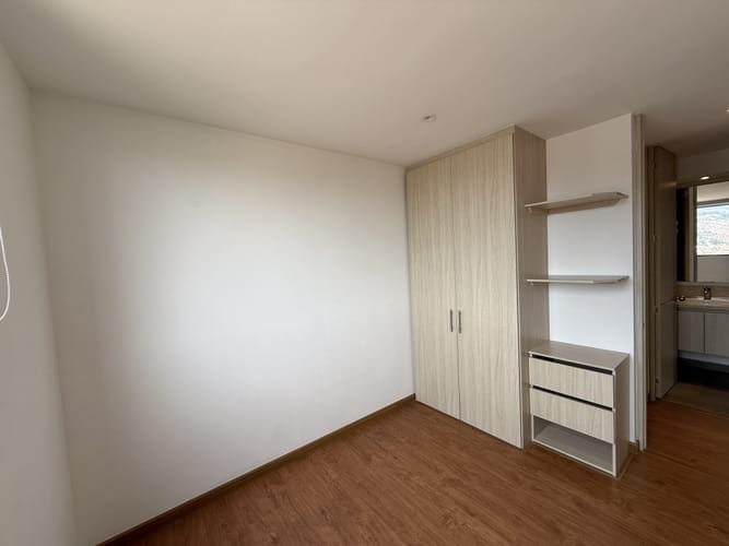 Apartamento de 2 alcobas en venta en El Redil, Bogotá, 59 m² · foto 6 de 24