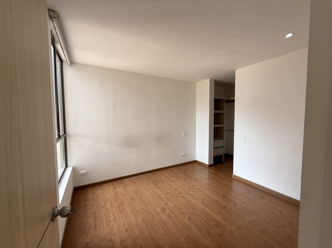 Apartamento de 2 alcobas en venta en El Redil, Bogotá, 59 m² · foto 9 de 24