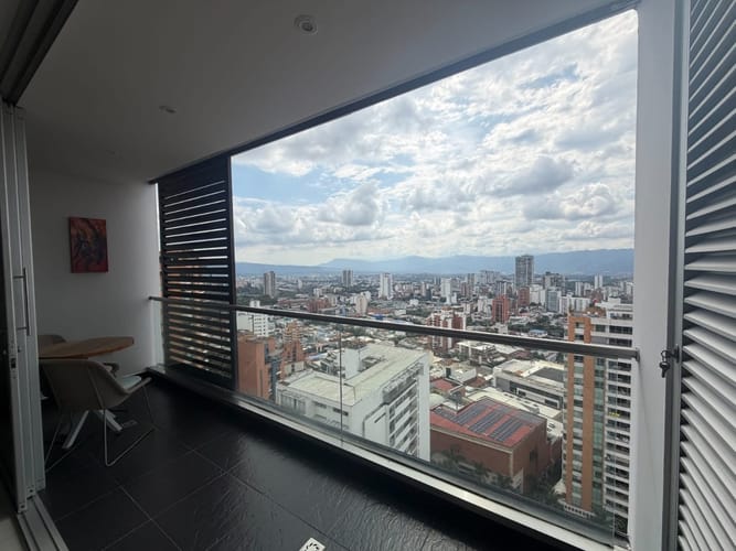 Apartamento de 4 alcobas en venta en Cabecera Del Llano, Bucaramanga, 186 m² · foto 1 de 24