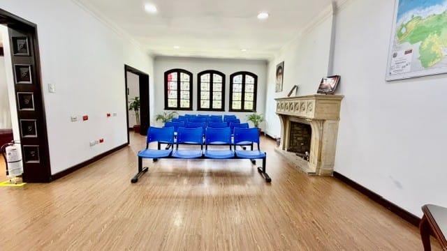 Casa de 15 alcobas en arriendo en Cataluna, Bogotá, 602 m² · foto 17 de 24