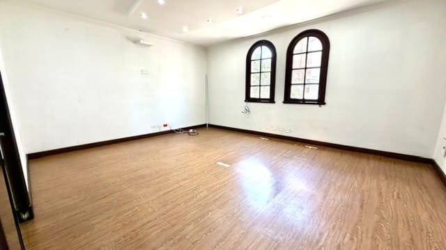 Casa de 15 alcobas en arriendo en Cataluna, Bogotá, 602 m² · foto 6 de 24