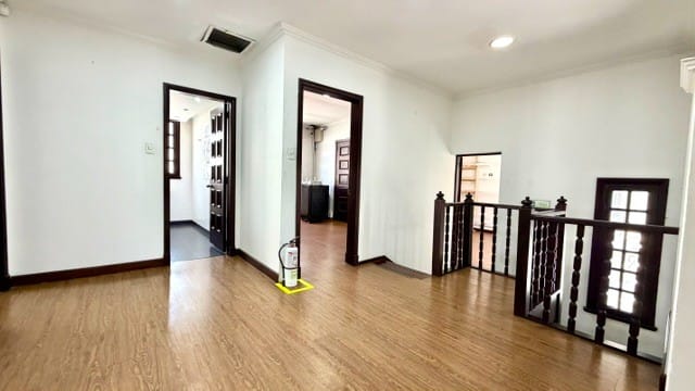 Casa de 15 alcobas en arriendo en Cataluna, Bogotá, 602 m² · foto 10 de 24