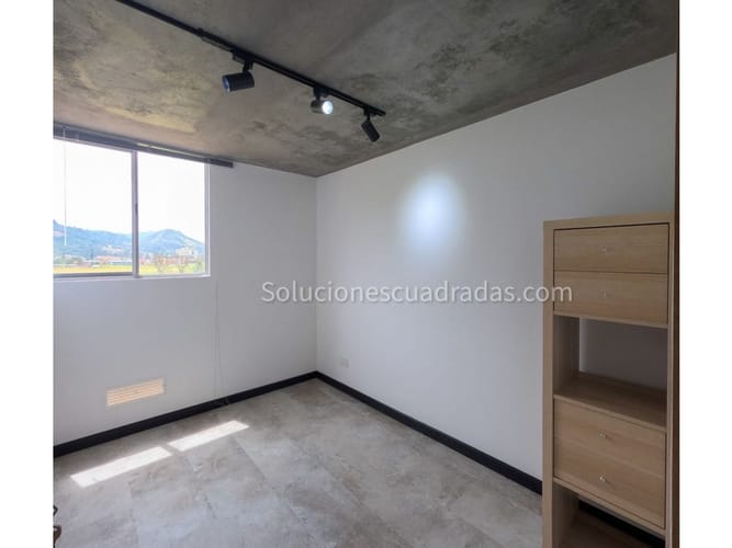 Apartamento de 3 alcobas en arriendo en Centro, Cajicá, 54 m² · foto 5 de 11