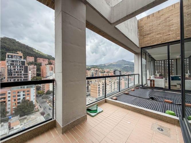 Apartamento de 3 alcobas en venta en Santa Barbara, Bogotá, 176 m² · foto 12 de 24