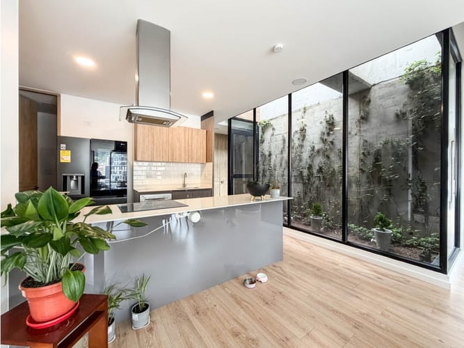 Apartamento de 3 alcobas en venta en Santa Barbara, Bogotá, 176 m² · foto 16 de 24