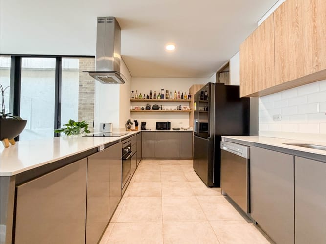 Apartamento de 3 alcobas en venta en Santa Barbara, Bogotá, 176 m² · foto 18 de 24