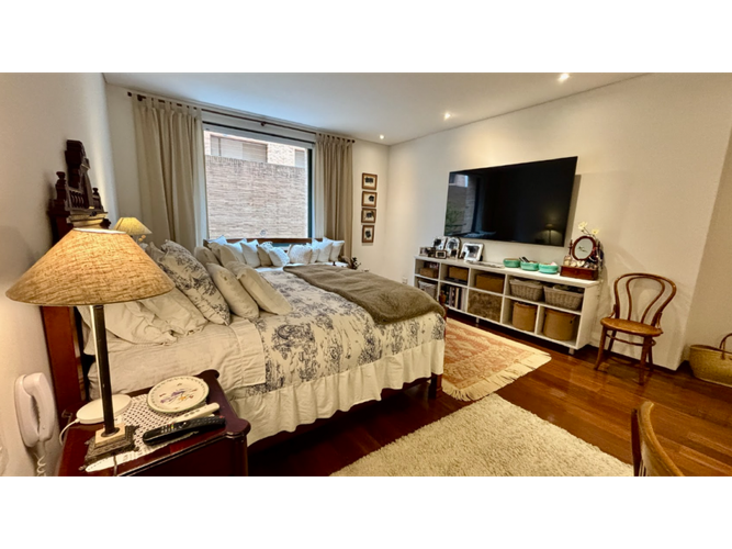 Apartamento de 2 alcobas en arriendo en Chico Norte, Bogotá, 188 m² · foto 6 de 13