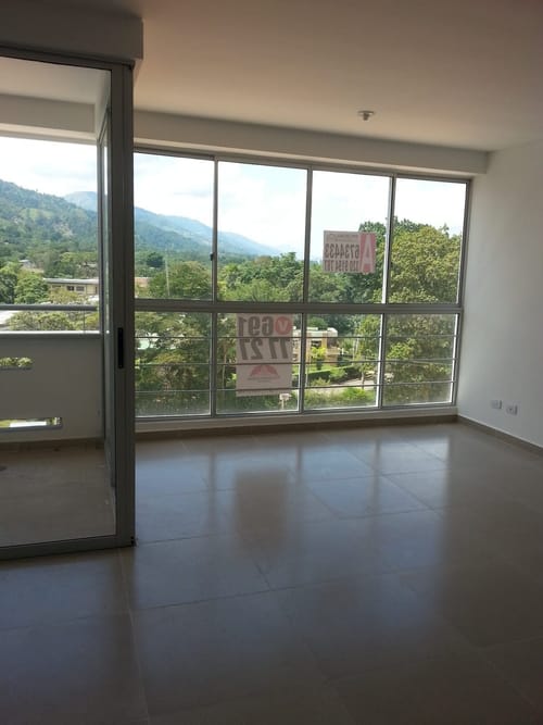 Apartamento de 3 alcobas en venta en Abadías, Floridablanca, 90 m² · foto 7 de 24