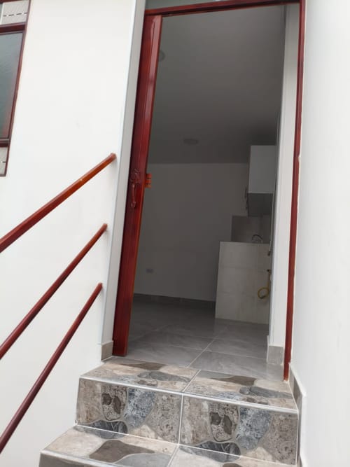 Apartamento de 2 alcobas en arriendo en Jose Maria Carbonell, Bogotá, 65 m² · foto 2 de 4