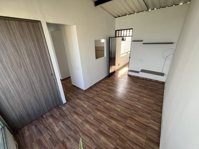 Apartamento de 2 alcobas en arriendo en Las Vegas De Comfandi, Cali, 60 m² · foto 8 de 22