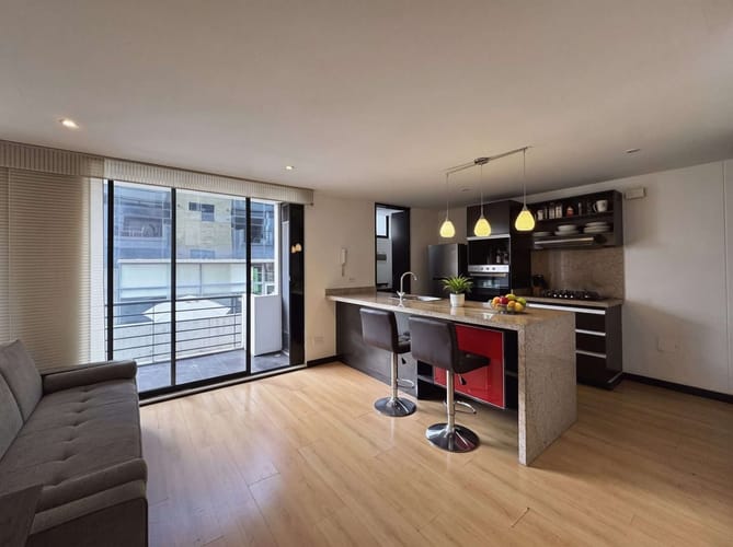 Apartamento de 1 alcoba en arriendo en Santa Barbara, Bogotá, 58 m² · foto 1 de 9