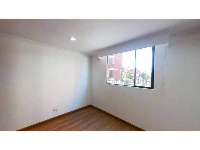 Casa de 4 alcobas en venta en Granada Norte, Bogotá, 93 m² · foto 7 de 10