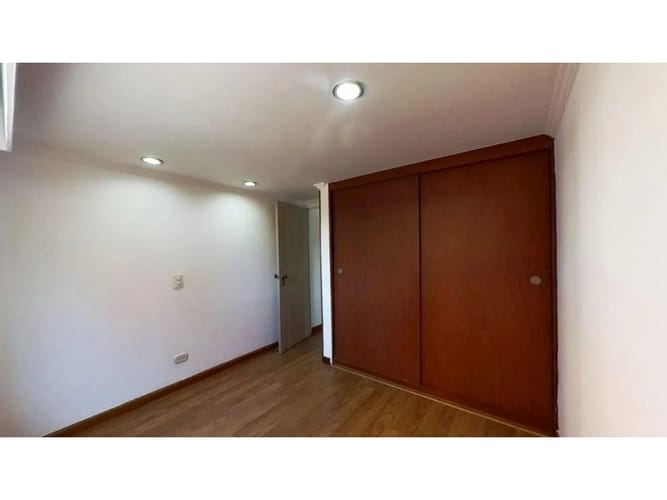 Casa de 4 alcobas en venta en Granada Norte, Bogotá, 93 m² · foto 8 de 10