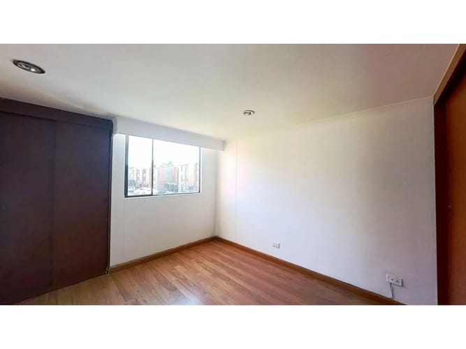 Casa de 4 alcobas en venta en Granada Norte, Bogotá, 93 m² · foto 9 de 10