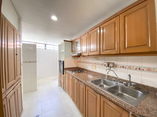 Apartamento de 4 alcobas en venta en Cabecera Del Llano, Bucaramanga, 134 m² · foto 13 de 24