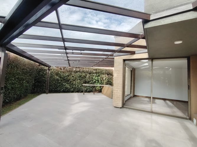 Casa de 4 alcobas en arriendo en San Jose De Bavaria, Bogotá, 380 m² · foto 7 de 24
