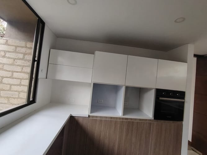 Casa de 4 alcobas en arriendo en San Jose De Bavaria, Bogotá, 380 m² · foto 12 de 24