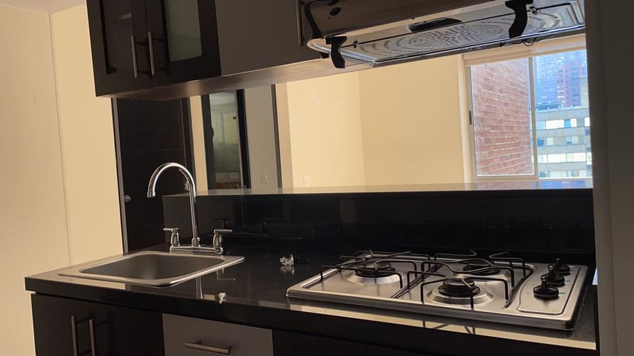 Apartamento de 2 alcobas en arriendo en Centro Internacional, Bogotá, 60 m² · foto 3 de 14
