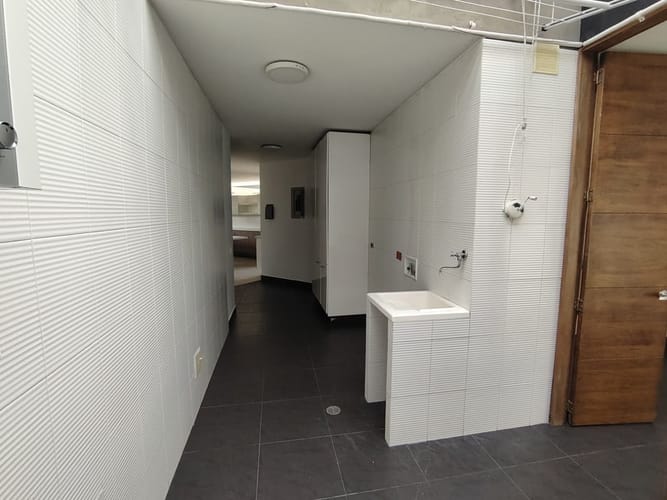 Casa de 4 alcobas en arriendo en San Jose De Bavaria, Bogotá, 380 m² · foto 13 de 24