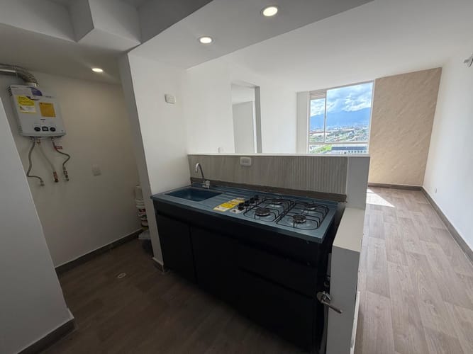 Apartaestudio en arriendo en Fontibon, Bogotá, 36 m² · foto 1 de 15