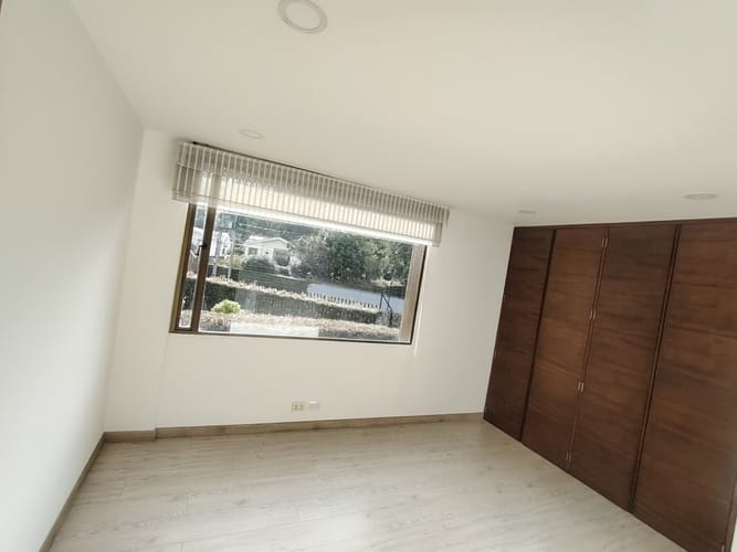Casa de 4 alcobas en arriendo en San Jose De Bavaria, Bogotá, 380 m² · foto 21 de 24