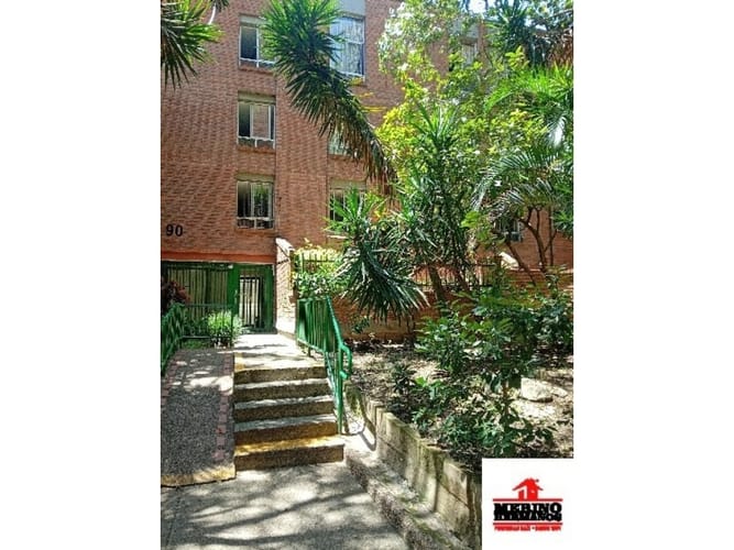 Apartamento de 3 alcobas en venta en Carlos E Restrepo, Medellín, 134 m² · foto 17 de 19