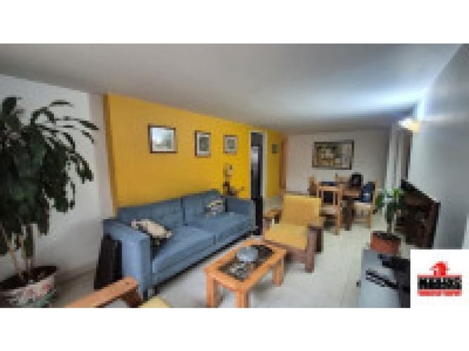Apartamento de 3 alcobas en venta en Carlos E Restrepo, Medellín, 134 m² · foto 18 de 19