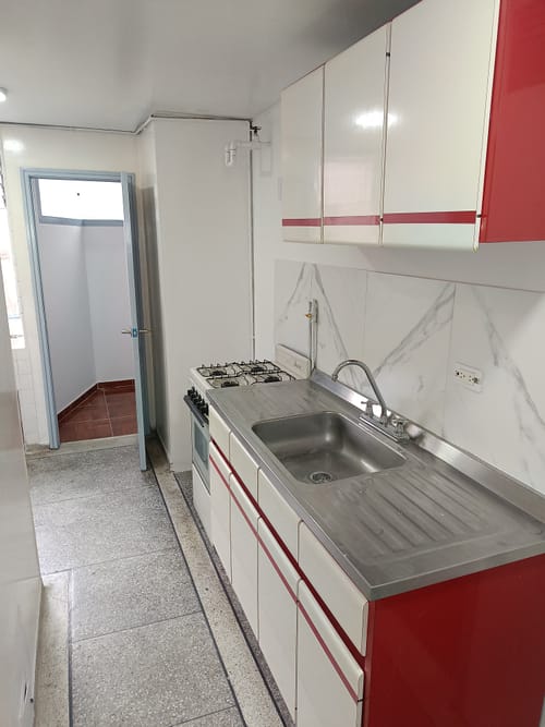 Apartamento de 2 alcobas en venta en El Recuerdo, Bogotá, 78 m² · foto 5 de 18