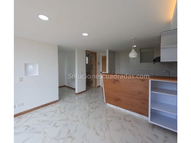 Apartamento de 3 alcobas en arriendo en Centro, Cajicá, 54 m² · foto 1 de 9