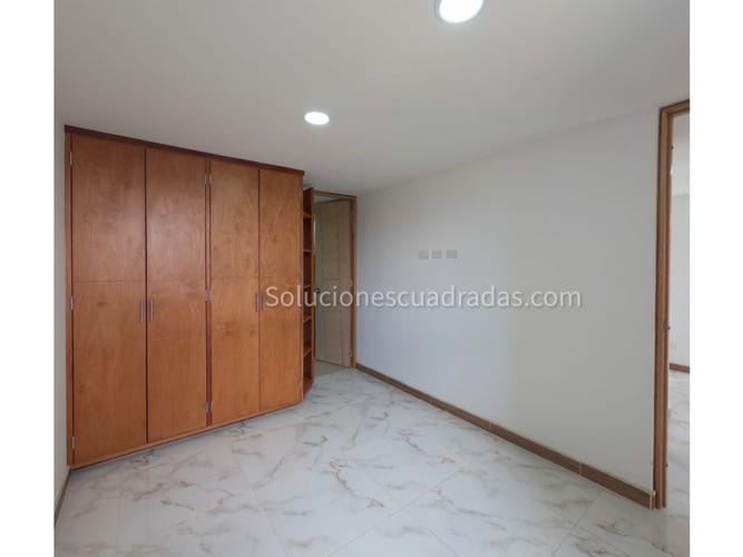 Apartamento de 3 alcobas en arriendo en Centro, Cajicá, 54 m² · foto 5 de 9