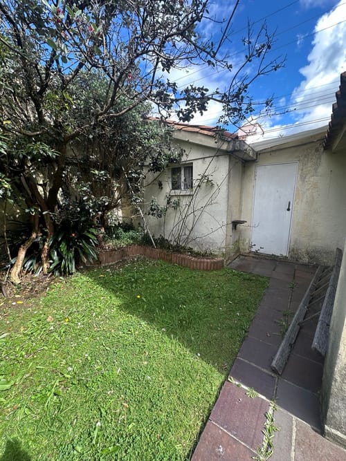 Casa de 3 alcobas en venta en Cedritos, Bogotá, 234 m² · foto 2 de 17