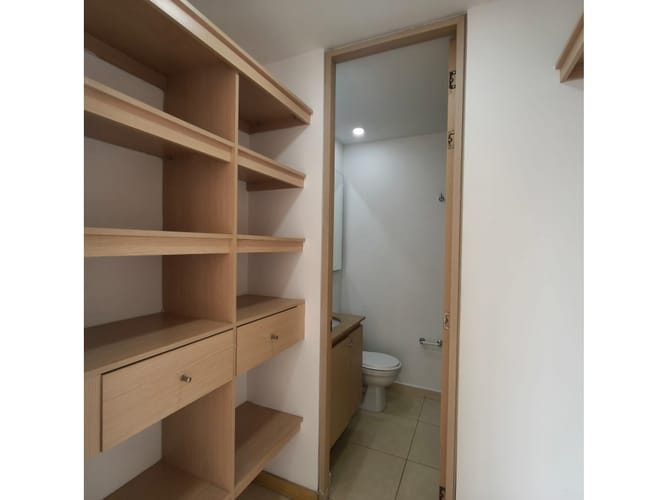 Apartamento de 3 alcobas en arriendo en Loma De San Jose, Sabaneta, 80 m² · foto 17 de 21