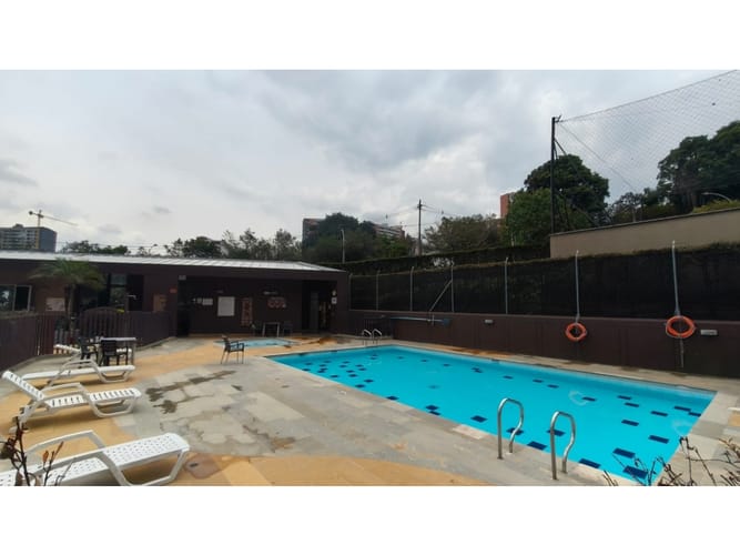 Apartamento de 3 alcobas en arriendo en Loma De San Jose, Sabaneta, 80 m² · foto 20 de 21