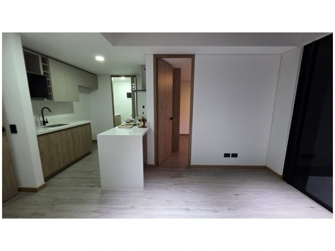 Apartamento de 2 alcobas en venta en Las Palmas, Medellín, 64 m² · foto 3 de 19