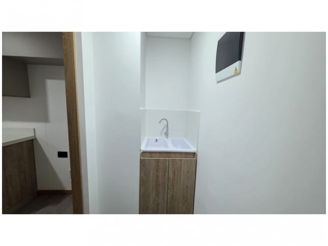 Apartamento de 2 alcobas en venta en Las Palmas, Medellín, 64 m² · foto 4 de 19