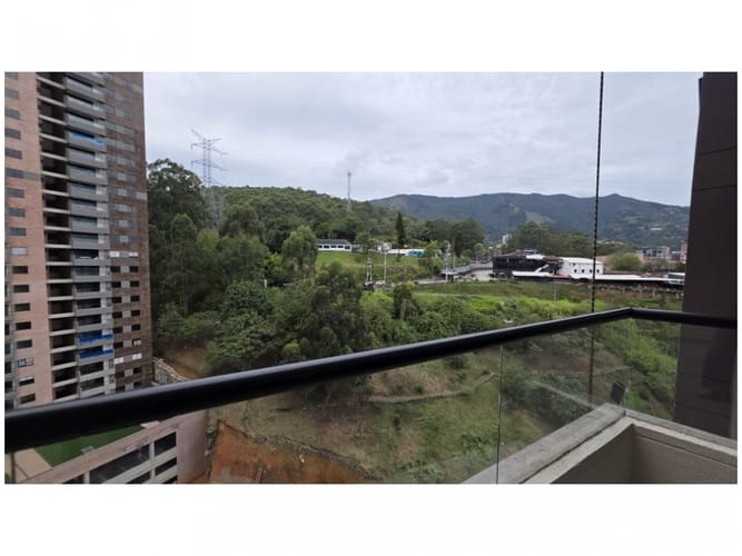 Apartamento de 2 alcobas en venta en Las Palmas, Medellín, 64 m² · foto 12 de 19