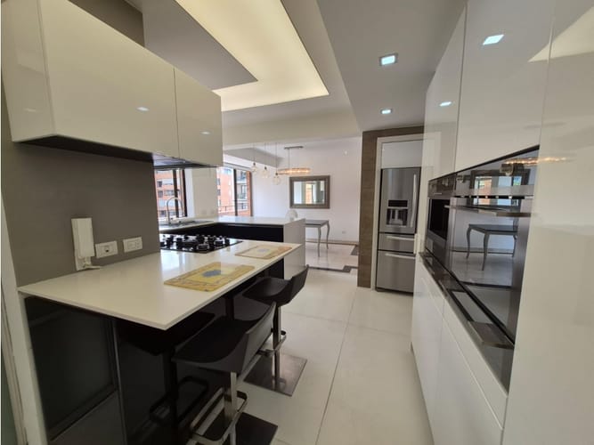 Apartamento de 2 alcobas en arriendo en Chapinero, Bogotá, 128 m² · foto 4 de 14