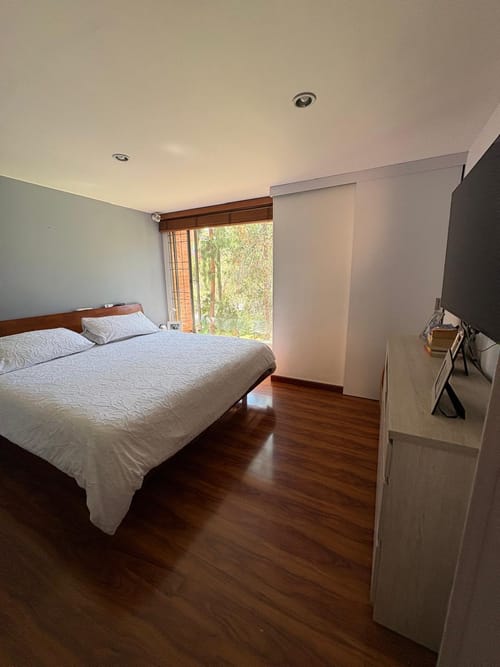 Apartamento de 3 alcobas en arriendo en San Patricio, Bogotá, 104 m² · foto 5 de 7