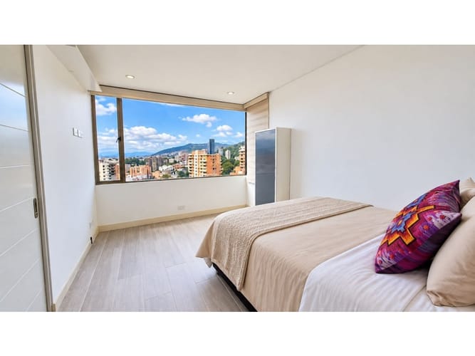 Apartamento de 4 alcobas en venta en Montearroyo, Bogotá, 352 m² · foto 18 de 24