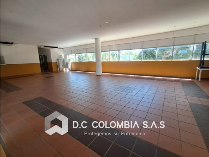 Apartamento de 3 alcobas en venta en Cr. Torre Geronela, Girón, 56 m² · foto 14 de 16