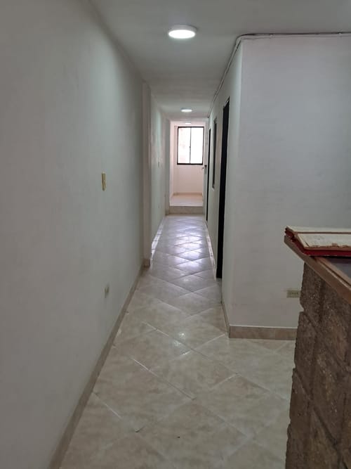 Apartamento de 2 alcobas en arriendo en Campo Valdes No.1, Medellín, 76 m² · foto 10 de 19