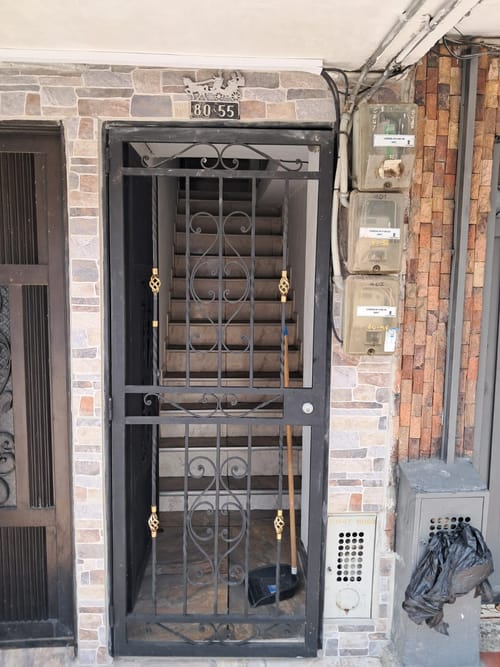 Apartamento de 2 alcobas en arriendo en Campo Valdes No.1, Medellín, 76 m² · foto 11 de 19