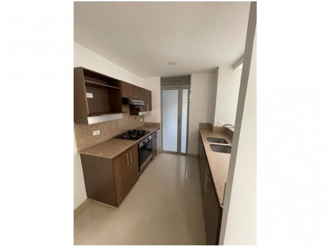 Apartamento de 2 alcobas en venta en La Inmaculada, Medellín, 125 m² · foto 3 de 18