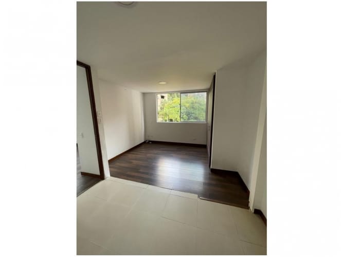 Apartamento de 2 alcobas en venta en La Inmaculada, Medellín, 125 m² · foto 5 de 18