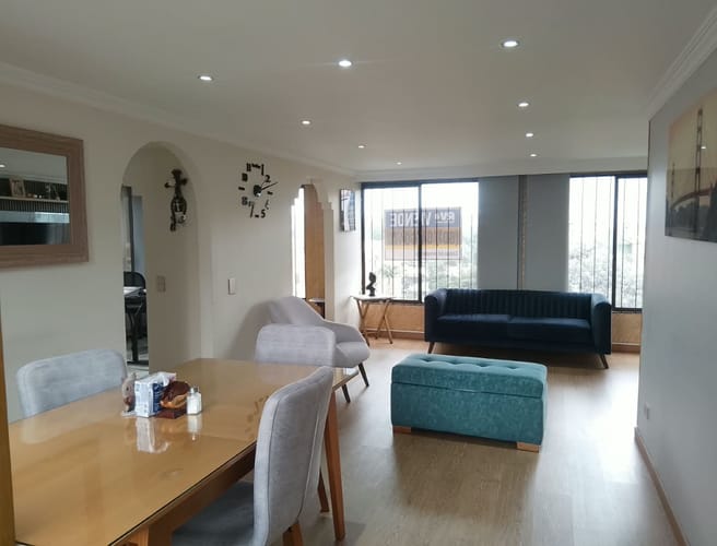 Apartamento de 3 alcobas en venta en Ciudad Salitre, Bogotá, 119 m² · foto 2 de 21