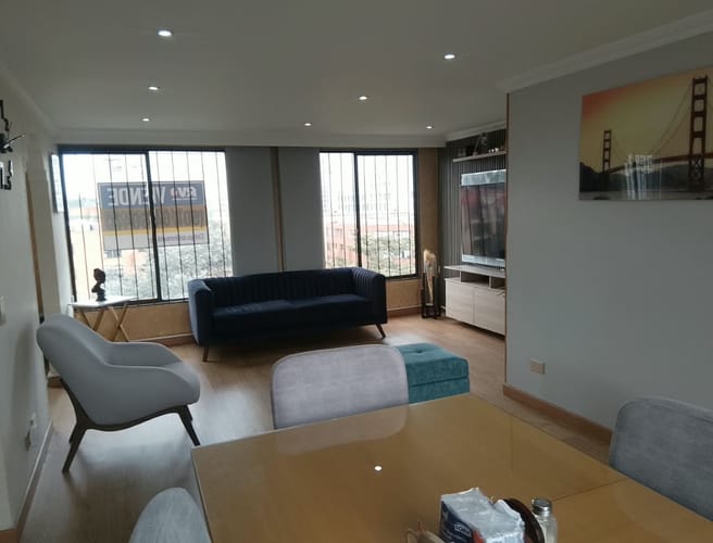 Apartamento de 3 alcobas en venta en Ciudad Salitre, Bogotá, 119 m² · foto 3 de 21