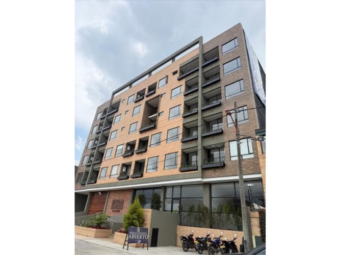 Apartamento de 3 alcobas en venta en Villa Olimpica, Chía, 100 m² · foto 1 de 16