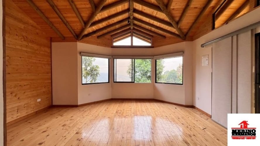Apartamento de 1 alcoba en arriendo en La Candelaria, Medellín, 51 m² · foto 3 de 13
