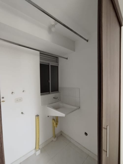 Apartamento de 2 alcobas en venta en San Isidro, Jamundí, 57 m² · foto 6 de 11