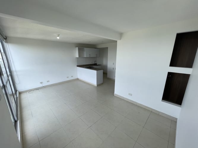 Apartamento de 2 alcobas en arriendo en Zona Industrial, Yumbo, 50 m² · foto 6 de 22